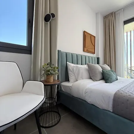 And Chill -luxury In Kato Paphos