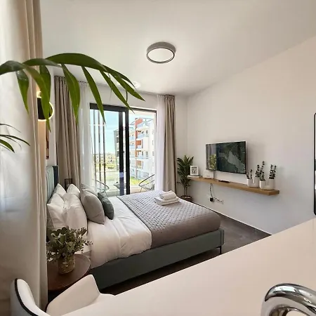 And Chill -luxury In Kato * Paphos