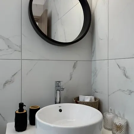Apartment And Chill -luxury In Kato Paphos