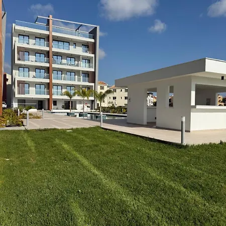 And Chill -luxury In Kato Apartment Paphos